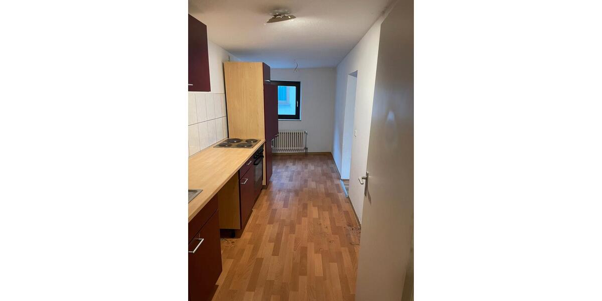 Etagenwohnung Schmalkalden - 3 Zimmer, 94 m&sup2;, 650&euro; | Angebot:26647267