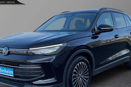 VW Tiguan 15.300 km 38.530 € Ludwigslust 19288