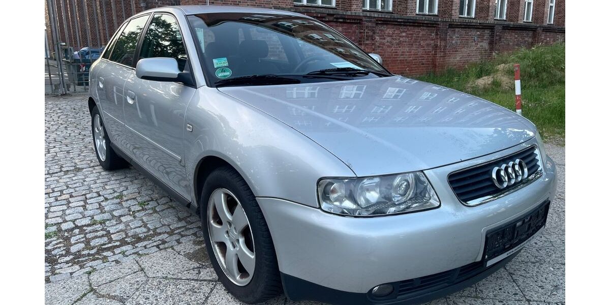 Audi A3 173.000 km 2.880 &euro; Berlin 12109