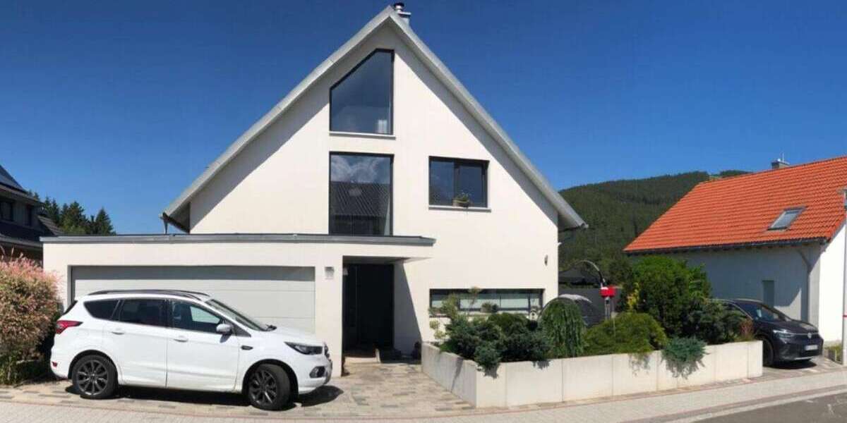 Einfamilienhaus Titisee-Neustadt Neustadt - 10 Zimmer, 297 m&sup2;, 1.500.000&euro; | Angebot:25235541