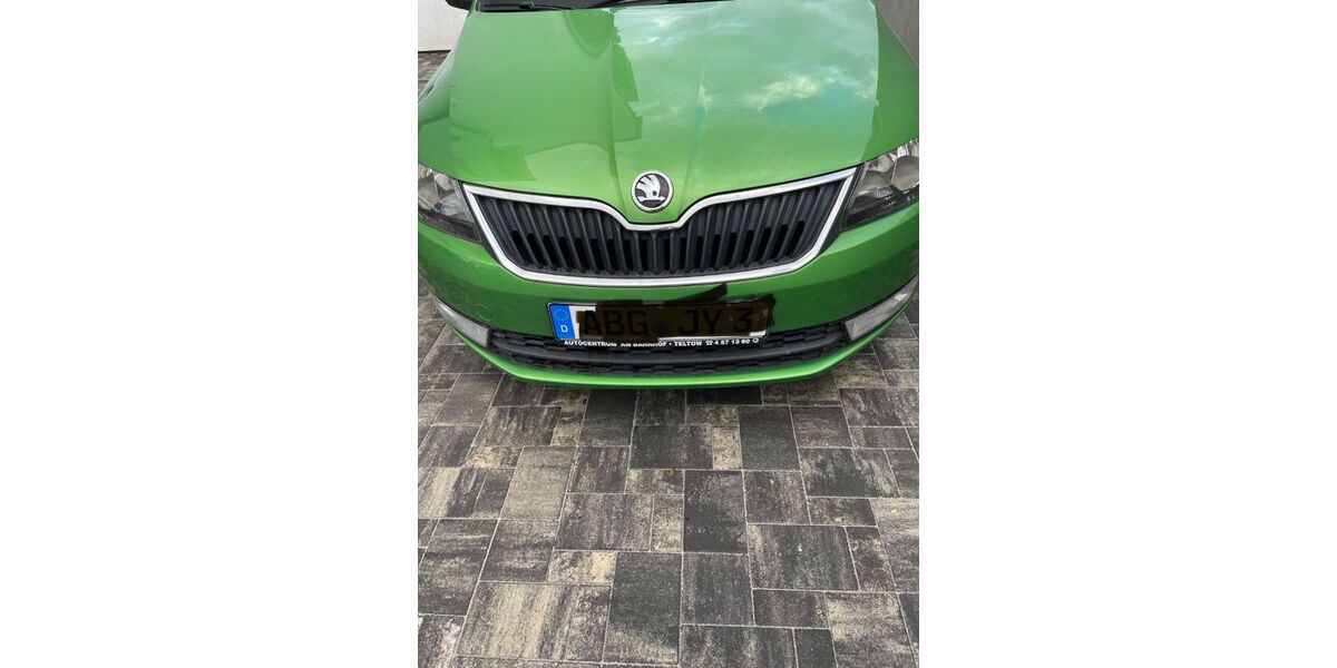 Skoda Rapid 123.000 km 7.000 &euro; Gößnitz 04639