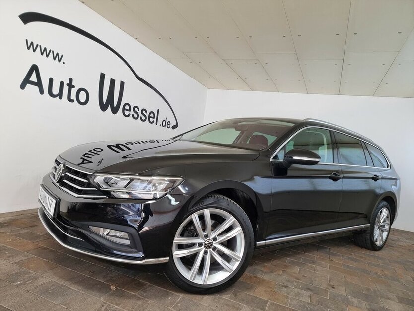 VW Passat Var Elegance Highline LED ACC APP Keyless 43.800 km 29.999 € Garrel 49681