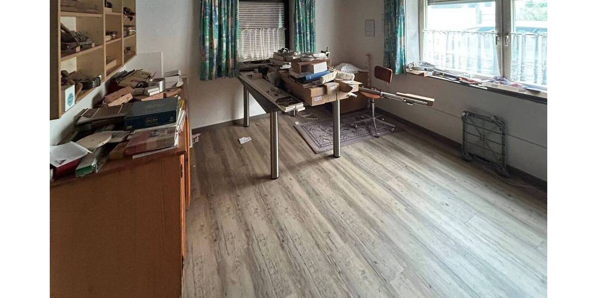 Einfamilienhaus Straubing - 7 Zimmer, 200 m&sup2;, 350.000&euro; | Angebot:26684150
