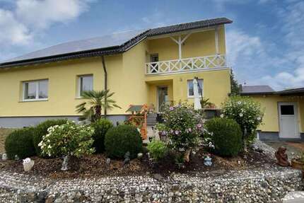 Haus Bruck - 6 Zimmer, 200 m&sup2;, 359.000&euro; | Angebot:27298323