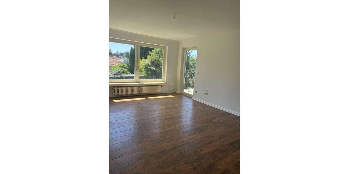 Etagenwohnung Pinneberg - 2 Zimmer, 75 m&sup2;, 1.075&euro; | Angebot:27116455