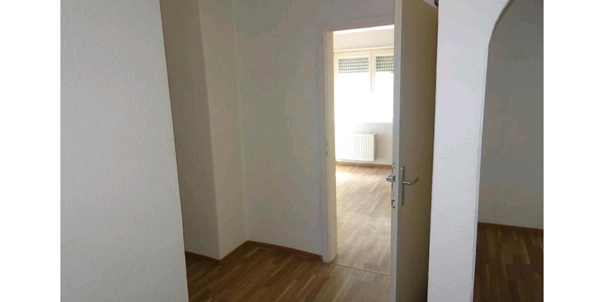 Mehrfamilienhaus, Wohnhaus Ludwigshafen am Rhein Ludwigshafen-Oggersheim - 6 Zimmer, 166 m&sup2;, 400.000&euro; | Angebot:26975773