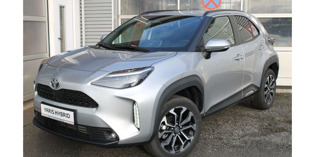 Toyota Yaris Cross 1.550 km 27.390 &euro; Neukirchen-Riebelsdorf 34626