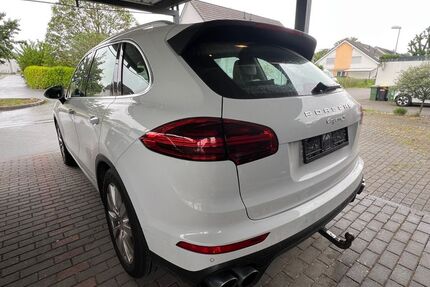 Porsche Cayenne 198.000 km 21.700 &euro; mainz 55127