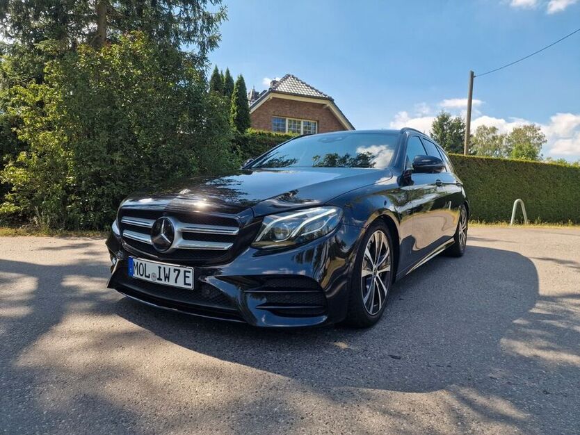 E 300