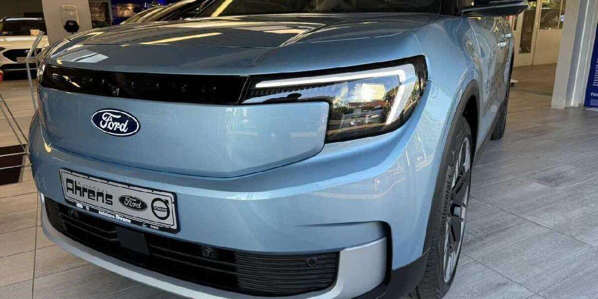 Ford Explorer 1.214 km 49.990 &euro; Papenburg 26871