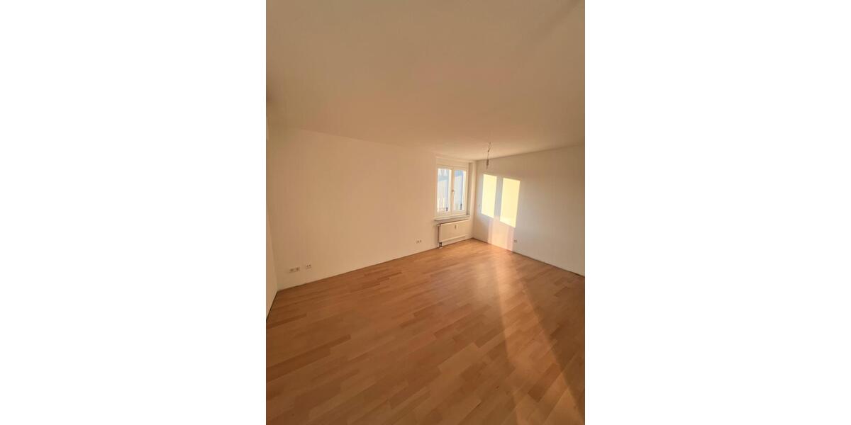 Etagenwohnung Karlsruhe Knielingen - 3 Zimmer, 89 m&sup2;, 1.350&euro; | Angebot:26495367