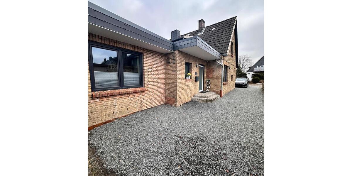 Doppelhaushälfte Süderbrarup - 6 Zimmer, 140 m&sup2;, 310.000&euro; | Angebot:25307317