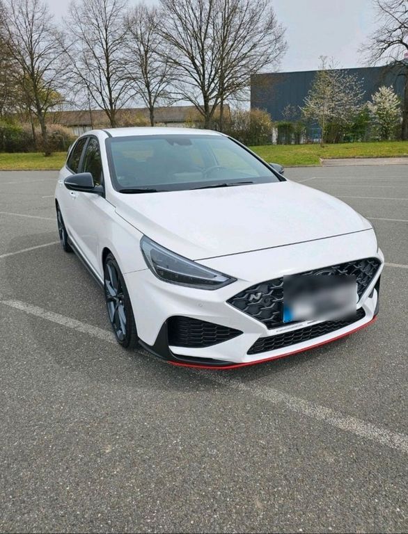 Hyundai i30 19.000 km 32.100 € Bayreuth 95448