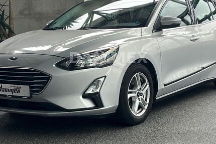 Ford Focus 65.000 km 15.390 &euro; Bremen 28237