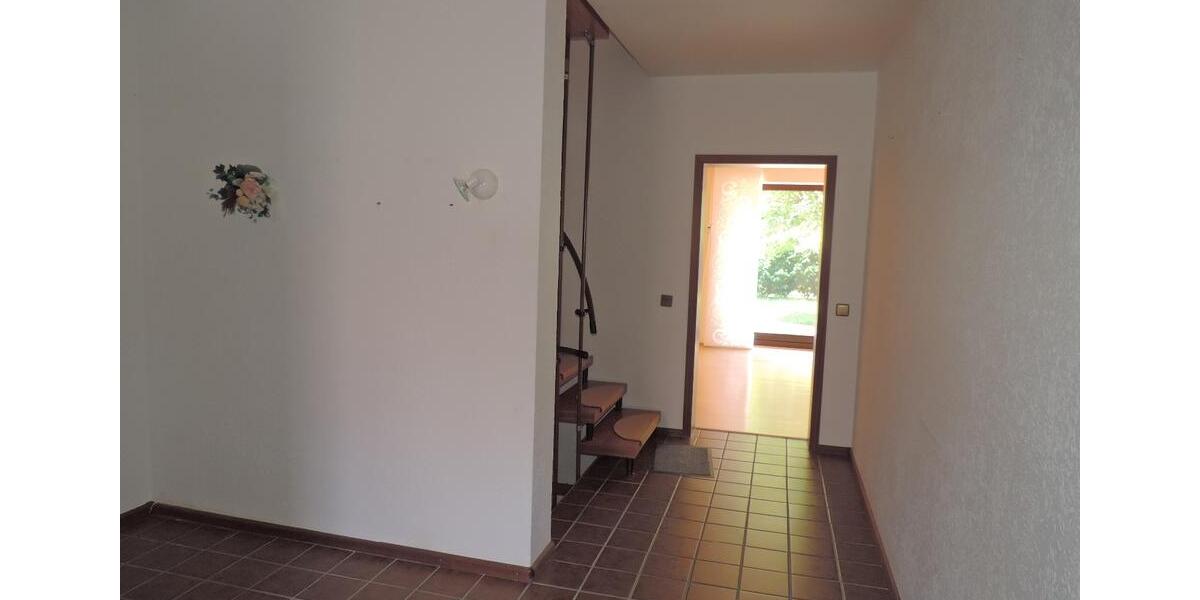 Reihenhaus Appen - 5 Zimmer, 160 m&sup2;, 1.900&euro; | Angebot:25893108