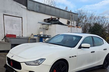 Maserati Ghibli 99.985 km 22.900 &euro; Winnenden 71364