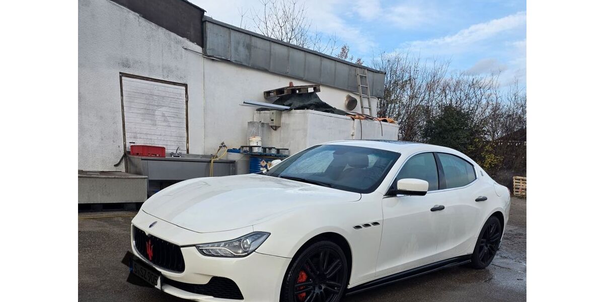 Maserati Ghibli 99.985 km 22.900 &euro; Winnenden 71364