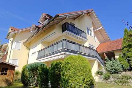 Haus Bad Griesbach im Rottal - 6 Zimmer, 200 m&sup2;, 1.350&euro; | Angebot:27130591