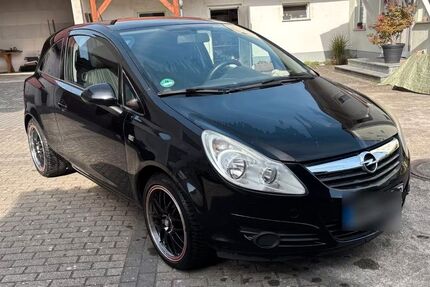 Opel Corsa 118.000 km 2.999 &euro; Rüsselsheim am Main 65428
