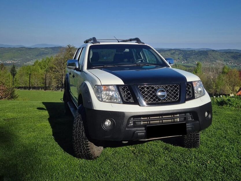Nissan Navara 195.503 km 14.500 € Coesfeld 48653