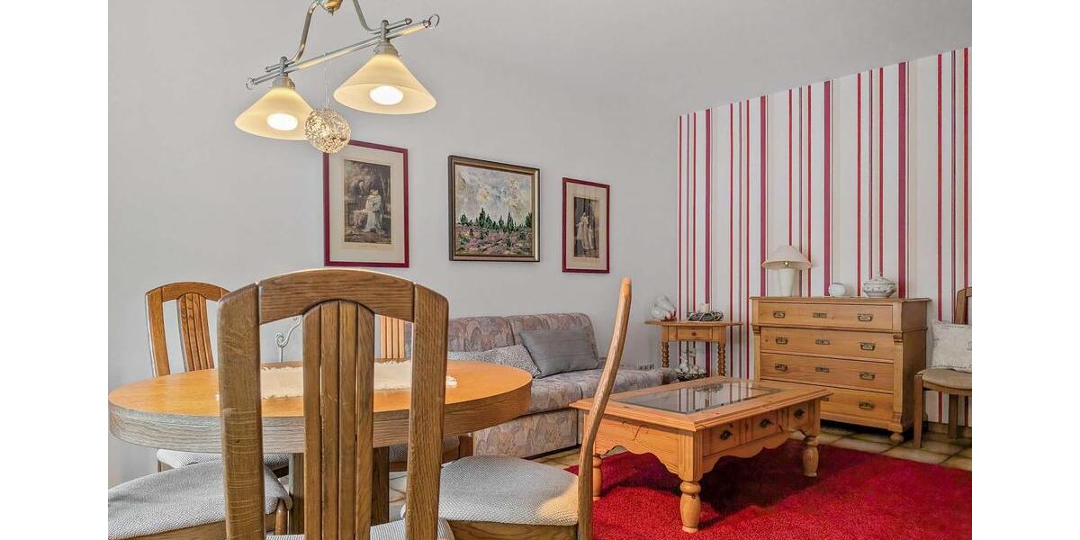 Einfamilienhaus Biedenkopf - 7 Zimmer, 259 m&sup2;, 1.200&euro; | Angebot:25433797