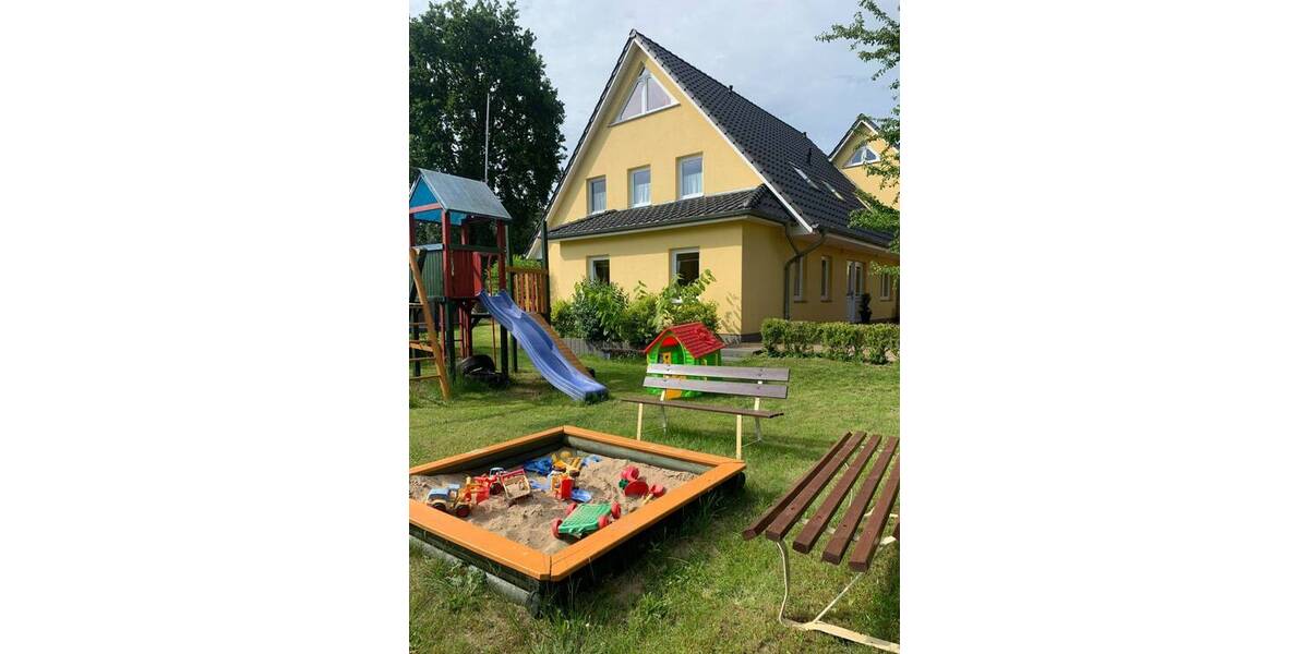 Ferienhaus Karlshagen - 2 Zimmer, 350 m&sup2;, 1.580.000&euro; | Angebot:26819904