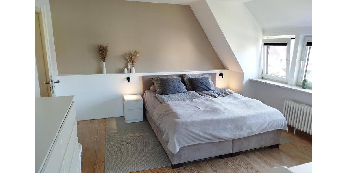 Einfamilienhaus Cuxhaven Groden - 7 Zimmer, 150 m&sup2;, 279.000&euro; | Angebot:27092853