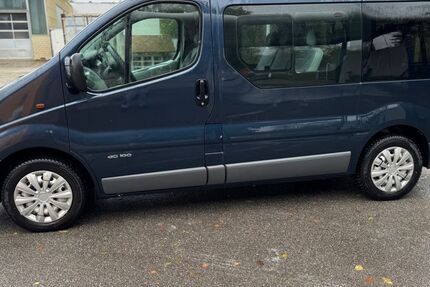 Renault Trafic 299.650 km 6.500 € Erding 85435