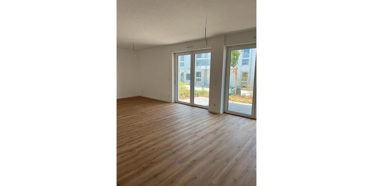 Etagenwohnung Hargesheim - 2 Zimmer, 81 m&sup2;, 1.100&euro; | Angebot:21638967