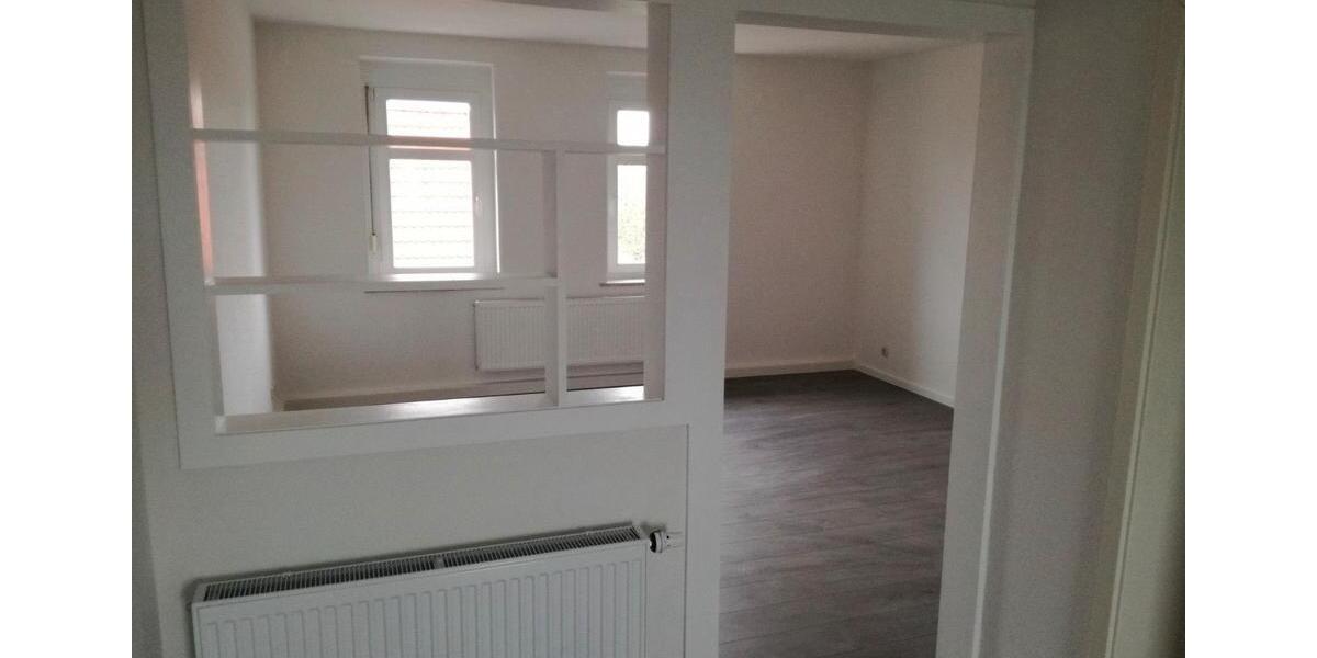 Etagenwohnung Zörbig - 3 Zimmer, 61 m&sup2;, 400&euro; | Angebot:25351328