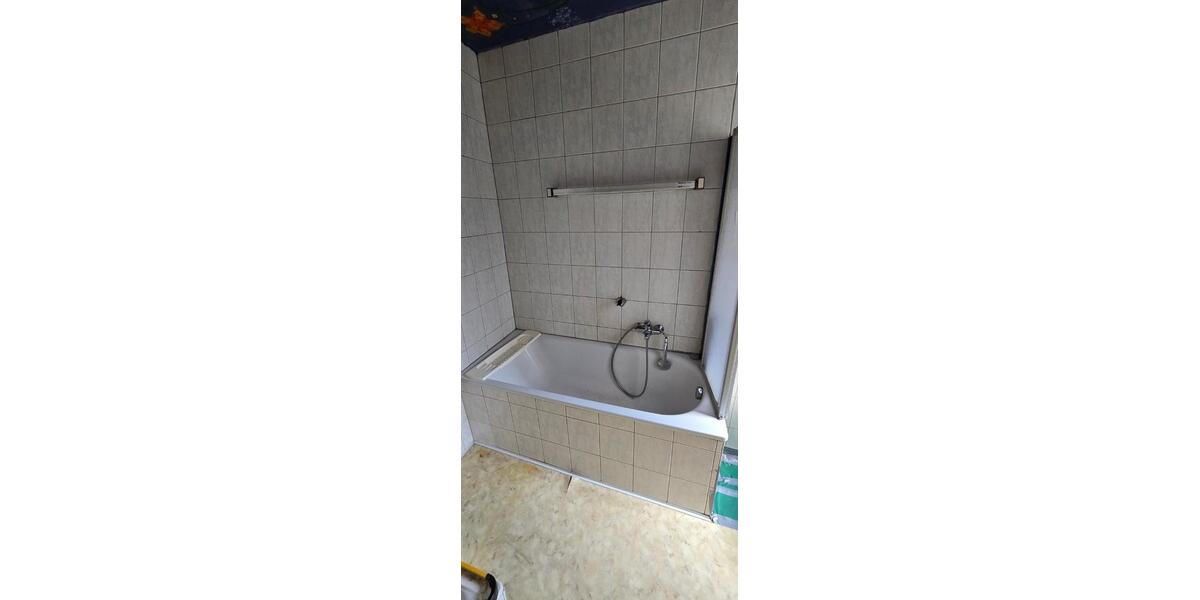 Mehrfamilienhaus, Wohnhaus Meiningen - 4 Zimmer, 100 m&sup2;, 600&euro; | Angebot:23682247