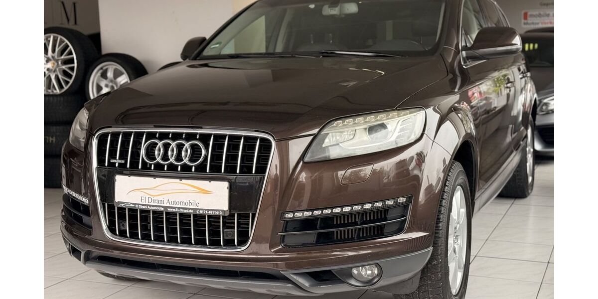 Audi Q7 230.000 km 13.490 € München 81243