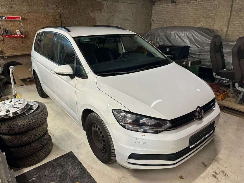 VW Touran 325.000 km 9.500 € Bösdorf 24306