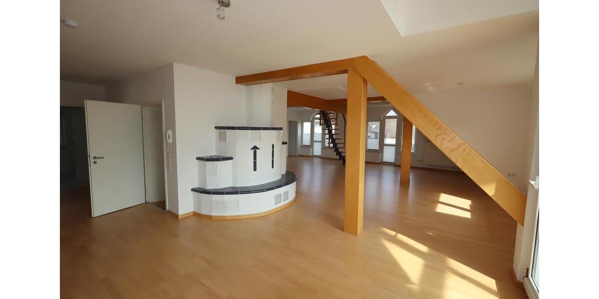 Maisonettenwohnung Büren - 4 Zimmer, 180 m&sup2;, 990&euro; | Angebot:25900426