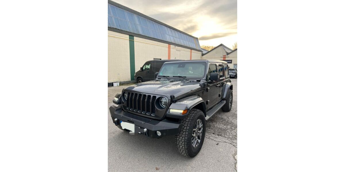 Jeep Wrangler 37.997 km 51.990 € Wuppertal 42327