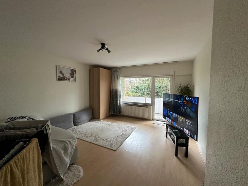 2-Zimmer Wohnung mit Balkon, EBk & Keller in Köln Bickendorf