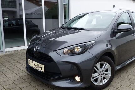 Toyota Yaris 27.850 km 16.500 &euro; Bad Gögging 93333