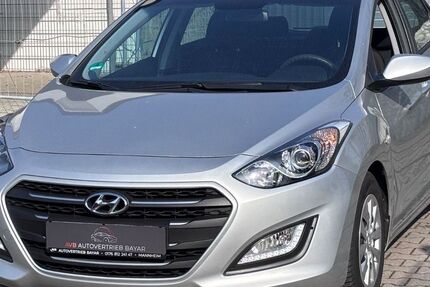 Hyundai i30 85.200 km 8.390 &euro; Mannheim 68309