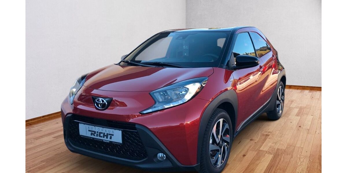 Toyota Aygo (X) 3.500 km 18.290 &euro; Bihlerdorf 87544