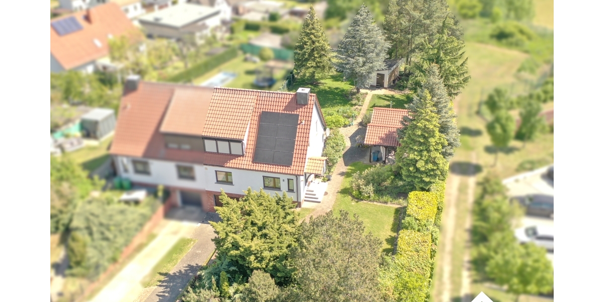Gepflegte Doppelhaushälfte mit moderner Energietechnik und großem Grundstück - Doppelhaushälfte Zielitz Börde | Angebot:26624583