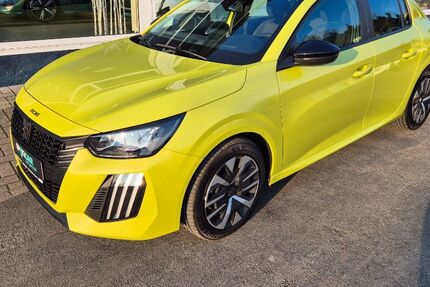 Peugeot 208 12.014 km 17.190 &euro; Sudwalde 27257