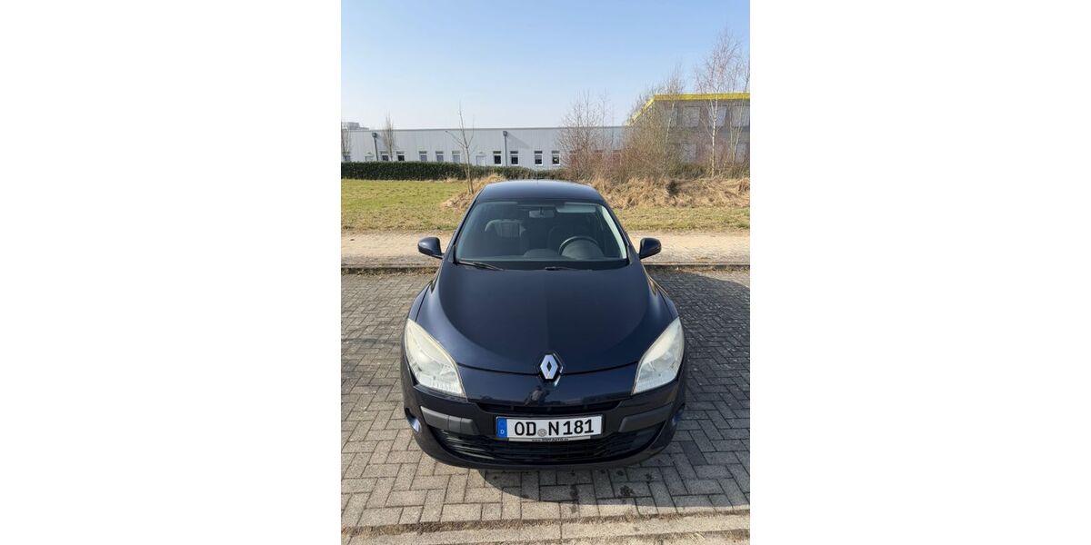 Renault Megane 91.203 km 3.900 &euro; Elmenhorst 23869