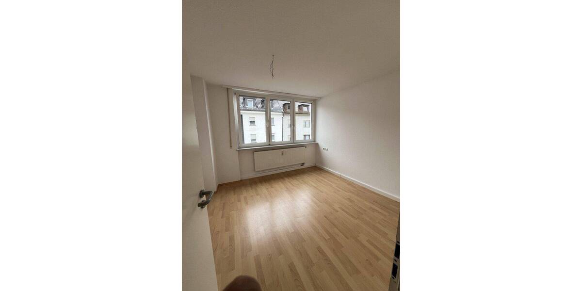 Etagenwohnung Pforzheim Nordstadt - 2 Zimmer, 65 m&sup2;, 630&euro; | Angebot:26819962