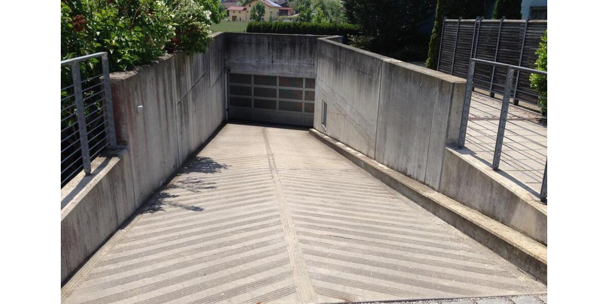 Helle 2-Zimmer-Maisonettewohnung - inkl. Dachterrasse, Einbauküche, Tiefgaragenstellplatz & Kellerabteil 2 zimmer