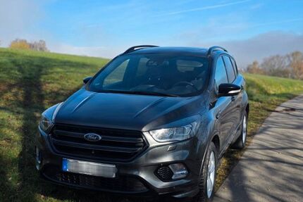 Ford Kuga 76.000 km 19.500 &euro; Neukirchen beim heiligen Blut 93453