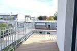 FÜ: Attraktive & helle 2-Zi-Wohnung mit großem Balkon, 2.OG, inkl. EBK, Aufzug + TG-Stellplatz