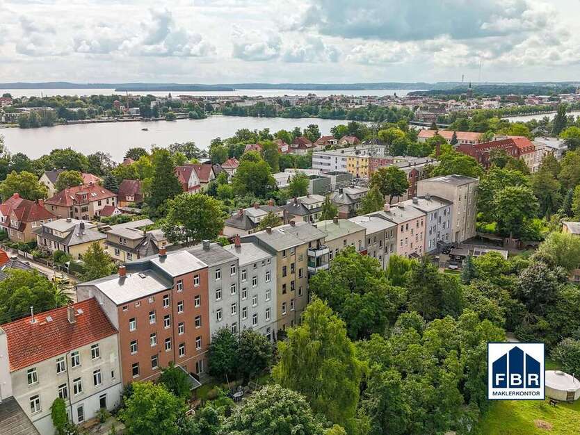 Haus zum Kaufen in Schwerin 849.000 € 496.41 m² 24 zimmer