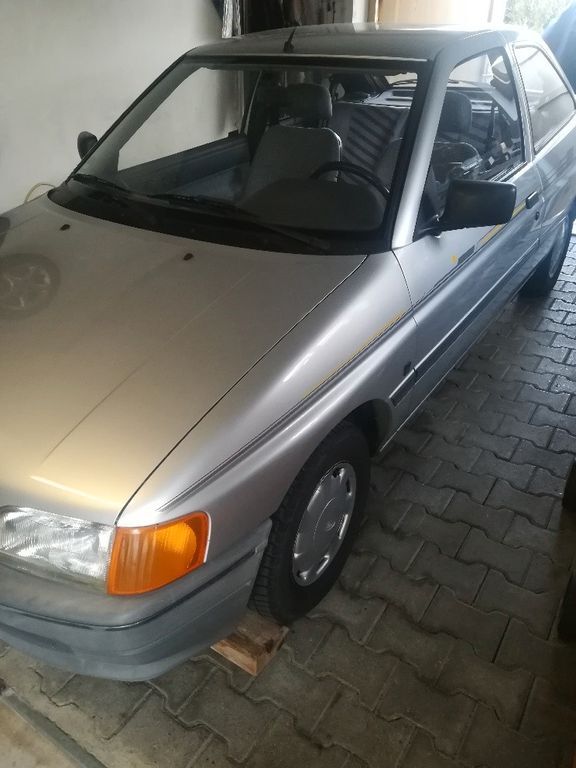 Escort