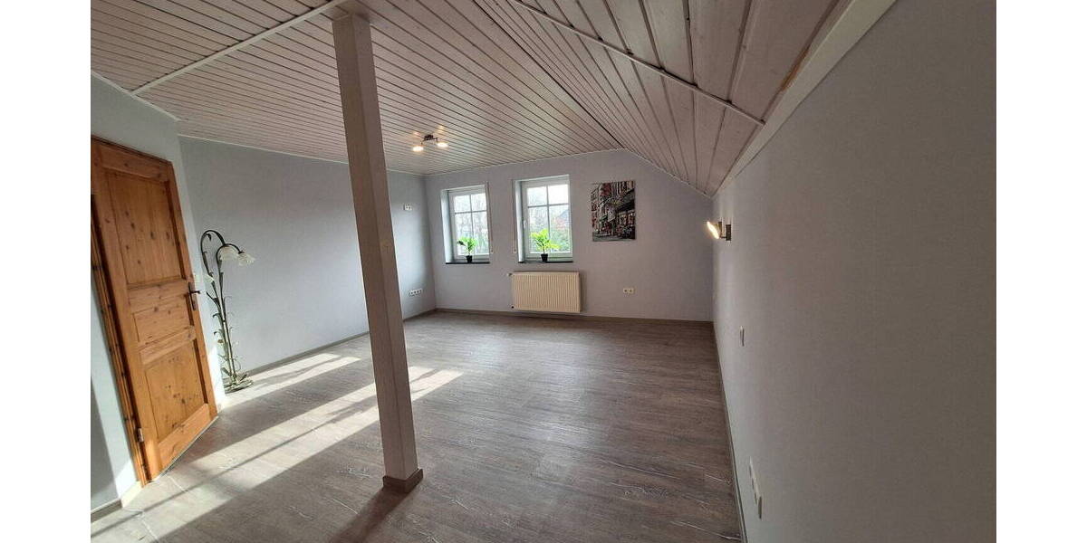 Einfamilienhaus Dersum - 7 Zimmer, 283 m&sup2;, 523.000&euro; | Angebot:26211160