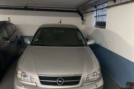 Opel Omega 81.000 km 5.900 &euro; Hildrizhausen 71157